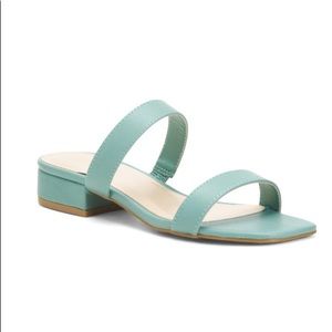 BAMBOO Healed Mint Sandal US 8.5
